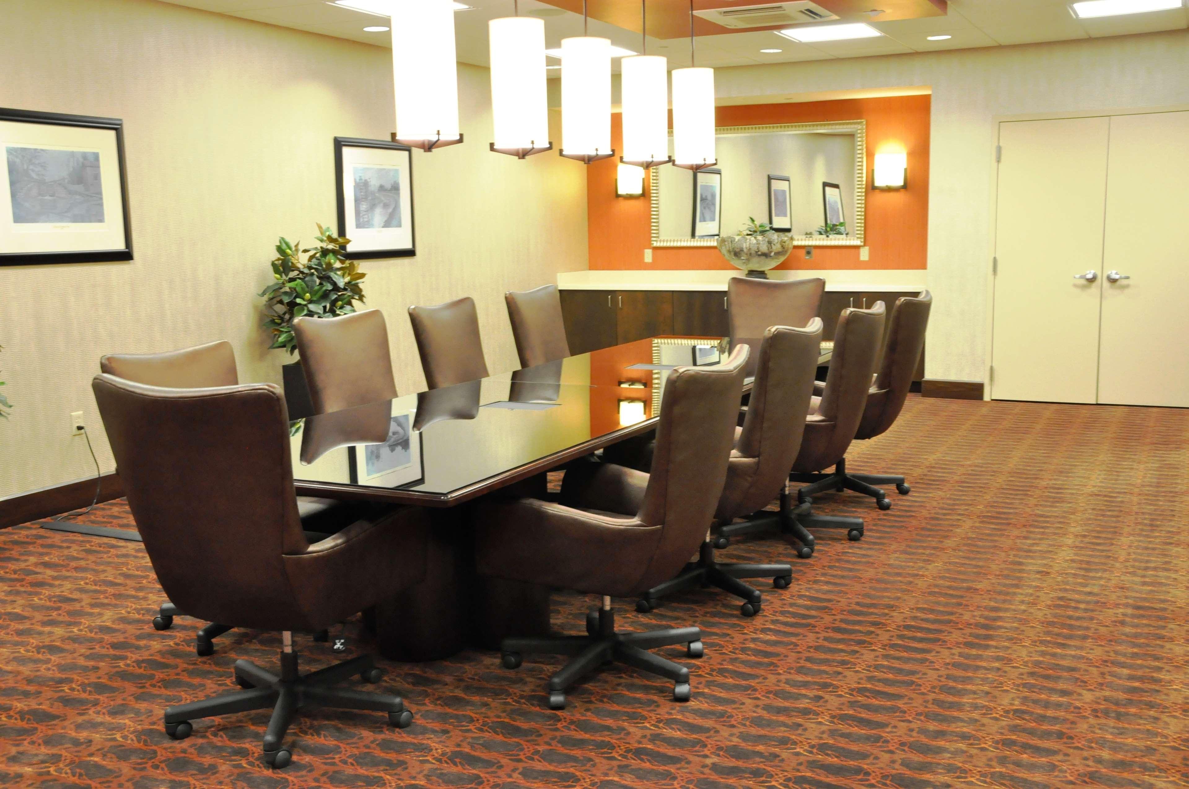 Hampton Inn & Suites Cincinnati / Uptown - University Area Bekvämligheter bild