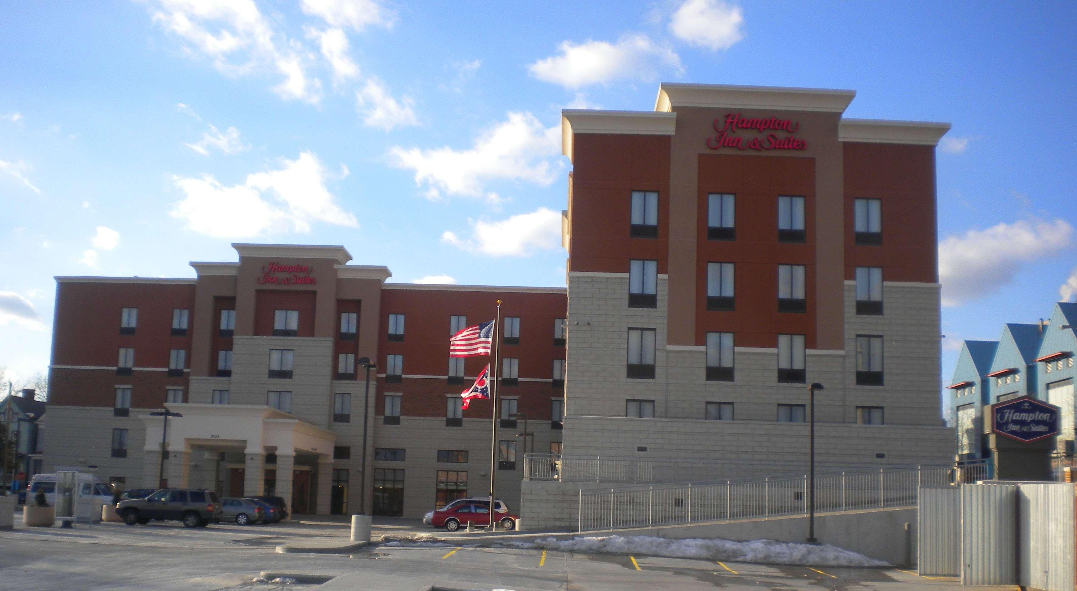 Hampton Inn & Suites Cincinnati / Uptown - University Area Exteriör bild